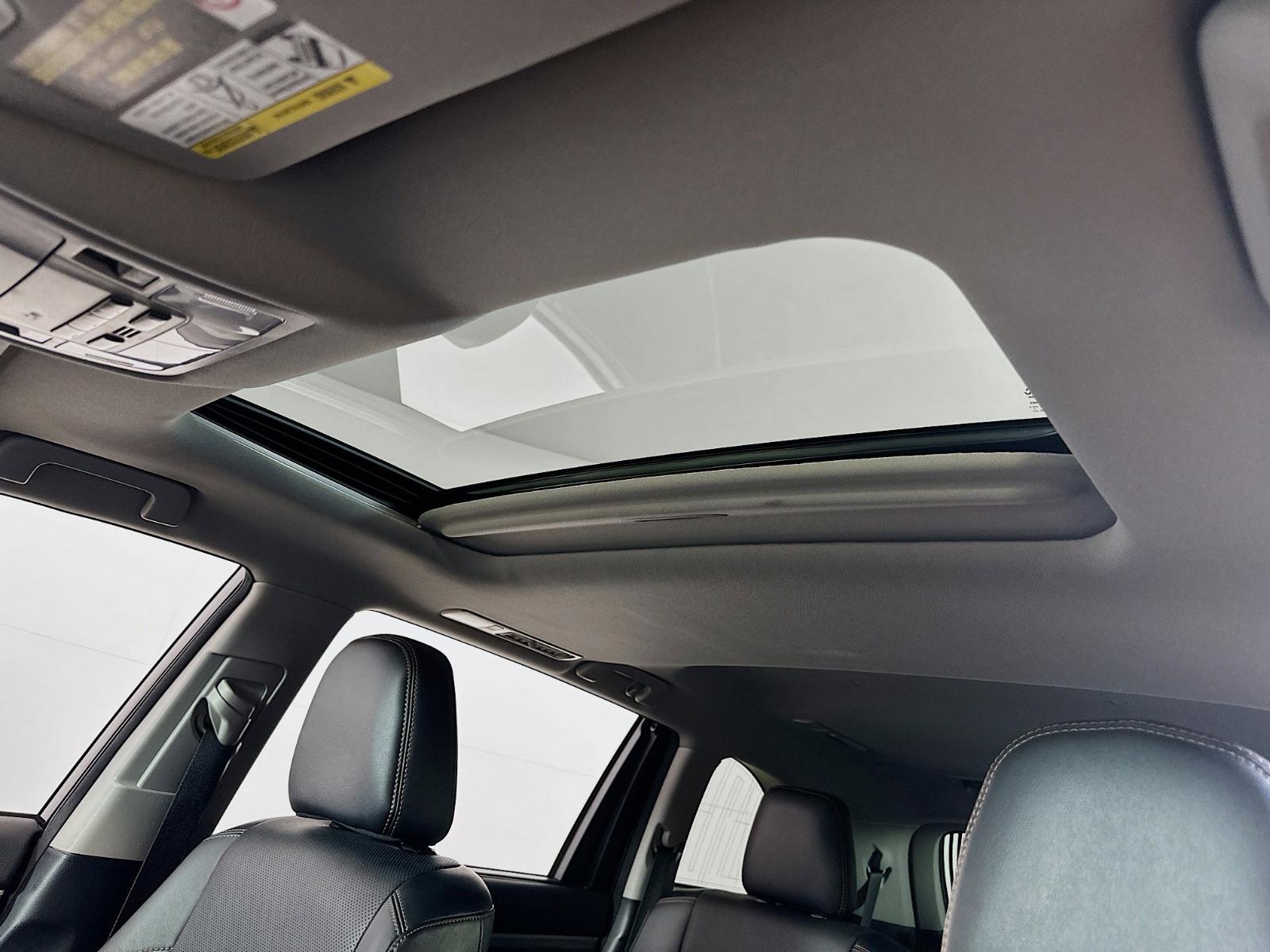 2018 Toyota Highlander Vehicle Photo in Langhorne, PA 19047
