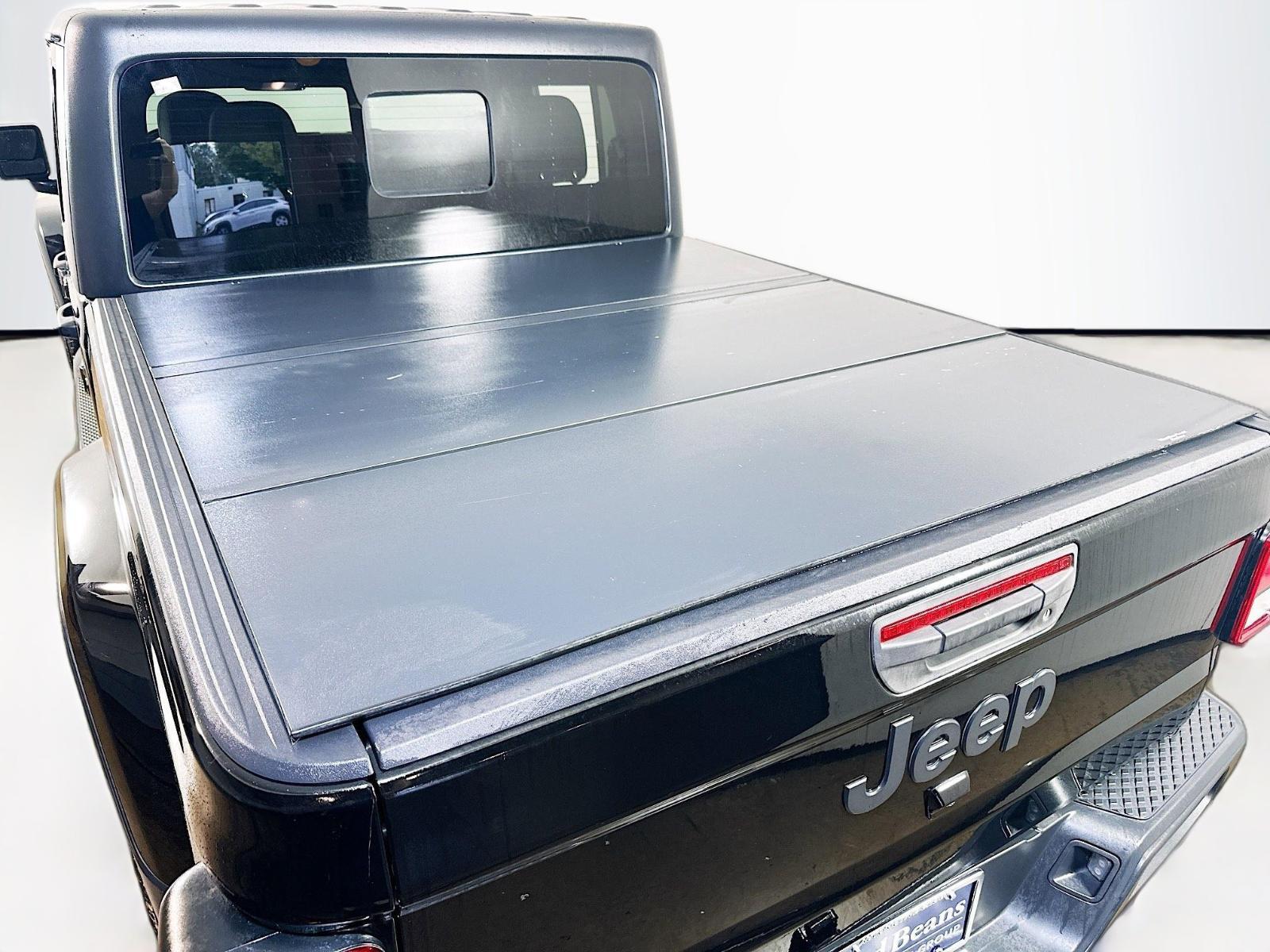 2020 Jeep Gladiator Vehicle Photo in Langhorne, PA 19047