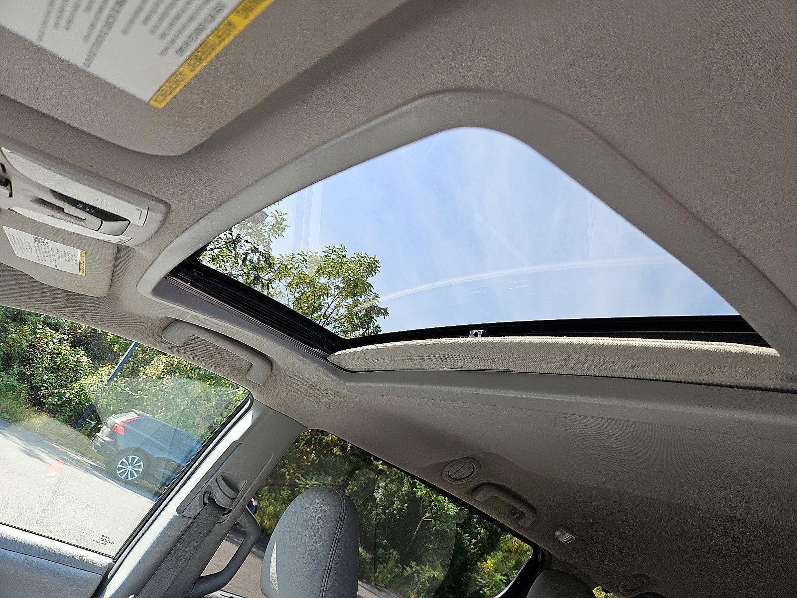 2015 Toyota Sienna Vehicle Photo in Trevose, PA 19053