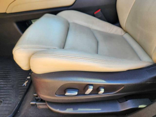 2017 Cadillac XT5 Vehicle Photo in DENTON, TX 76210-9321