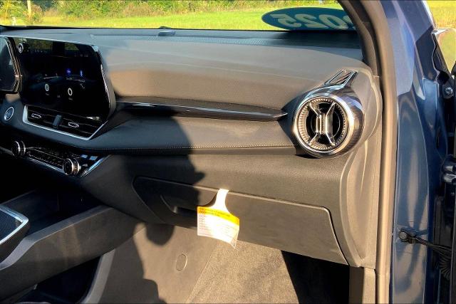 2025 Chevrolet Equinox Vehicle Photo in TOPEKA, KS 66609-0000