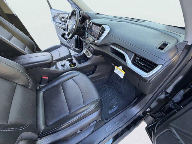 2024 GMC Terrain Vehicle Photo in LEOMINSTER, MA 01453-2952