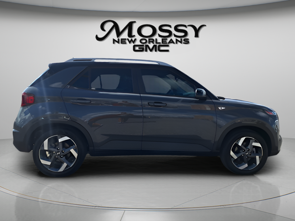 2024 Hyundai Venue Limited - 3