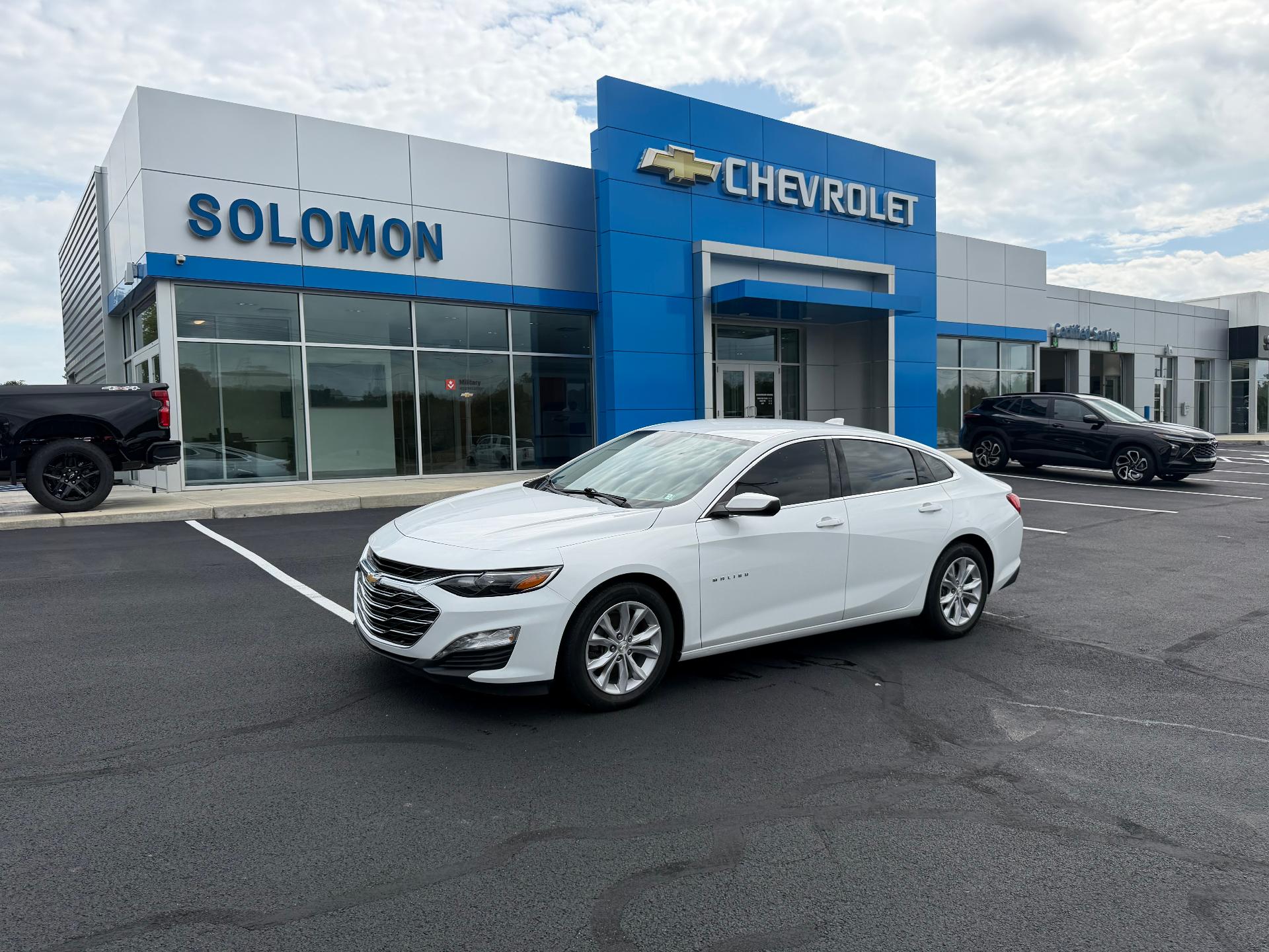 2023 Chevrolet Malibu LT - 1