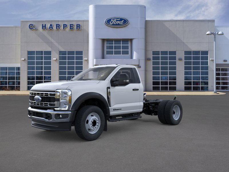 2025 Ford Super Duty F-600 DRW Vehicle Photo in Belle Vernon, PA 15012