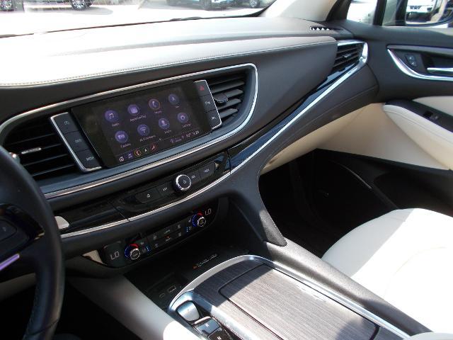 2022 Buick Enclave Vehicle Photo in LOWELL, MA 01852-4336