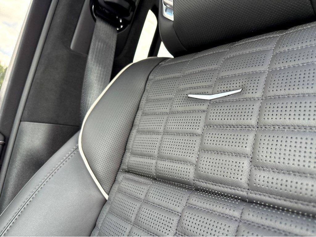 2024 Cadillac Escalade ESV Vehicle Photo in SAVANNAH, GA 31406-4513