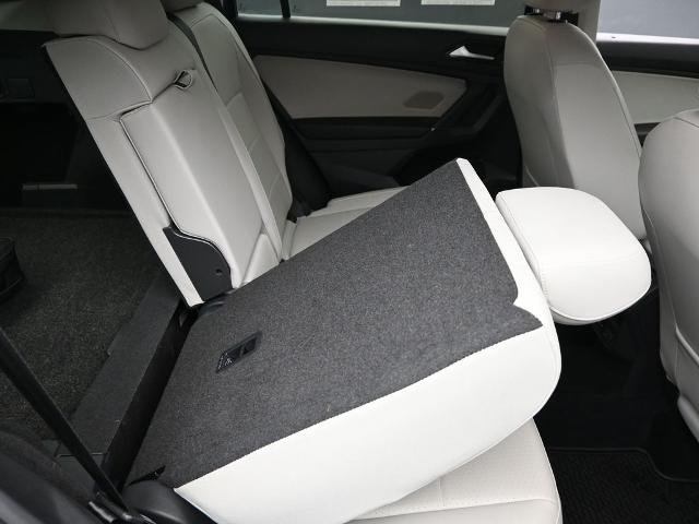 2018 Volkswagen Tiguan Vehicle Photo in Cedar Rapids, IA 52402