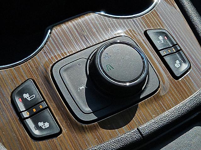 2023 GMC Acadia Vehicle Photo in TREVOSE, PA 19053-4984