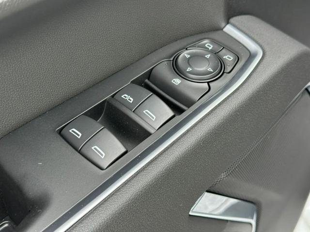 2026 GMC Sierra 1500 Vehicle Photo in COLUMBIA, MO 65203-3903