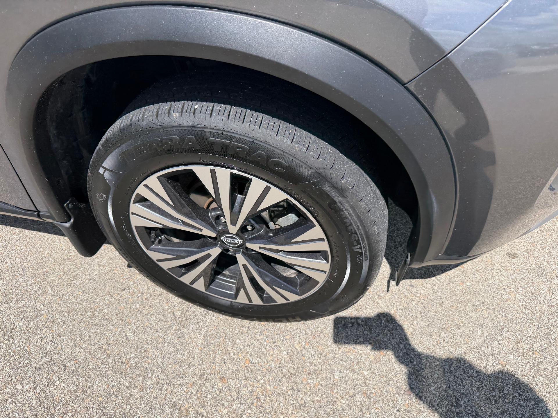 2023 Nissan Rogue SV Intelligent AWD - 9