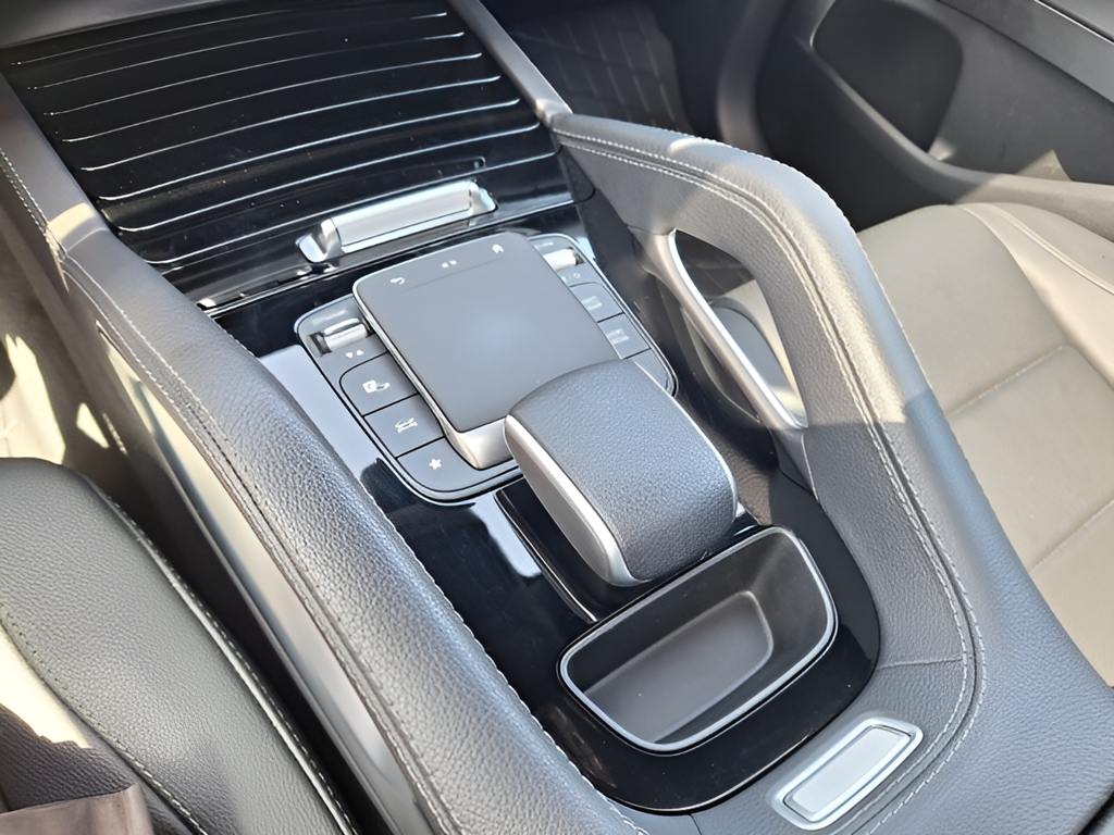 2024 Mercedes-Benz GLE photo 13 of 31