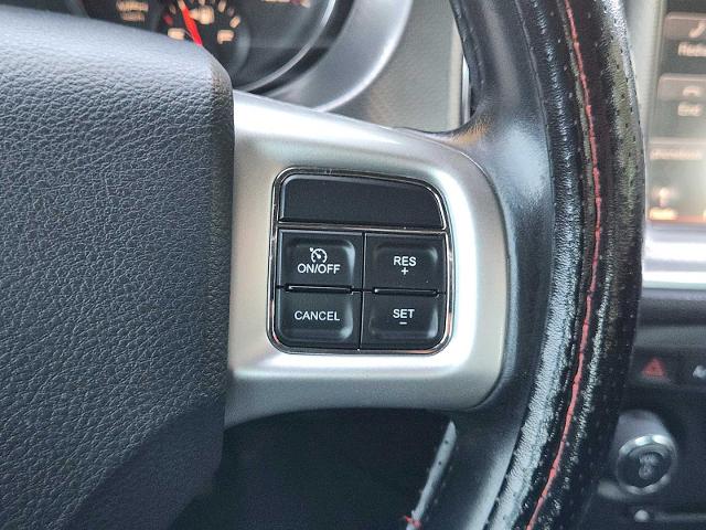 2014 Dodge Charger Vehicle Photo in DENTON, TX 76210-9321