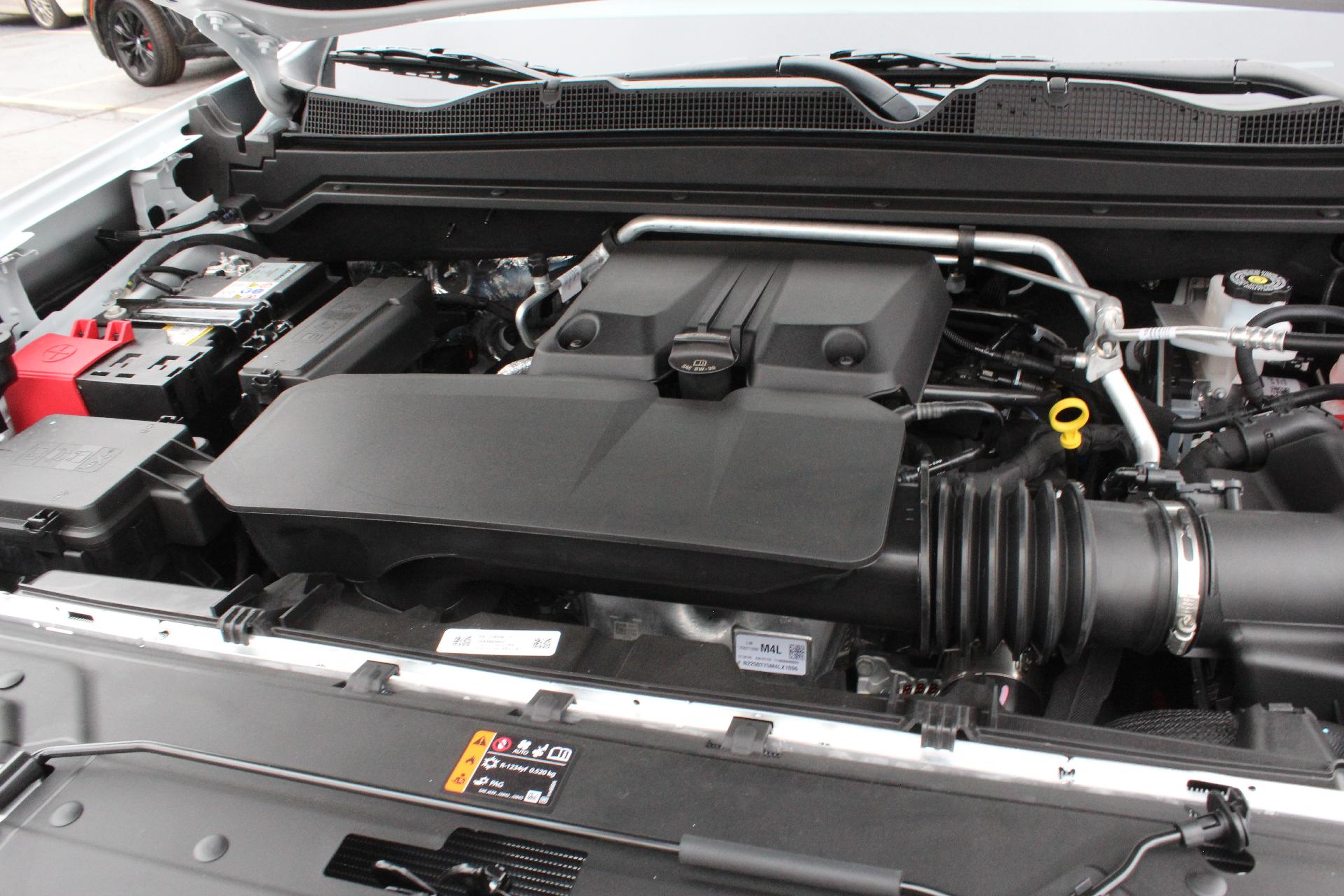 2025 GMC Canyon Vehicle Photo in AURORA, CO 80012-4011