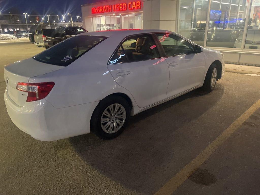 2014 Toyota Camry Vehicle Photo in Cedar Rapids, IA 52402