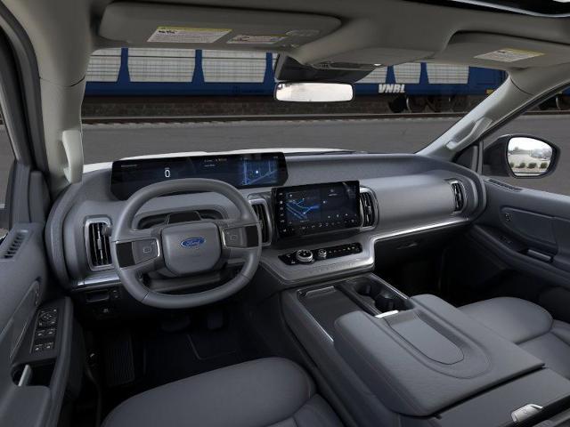 2025 Ford Expedition Vehicle Photo in Weatherford, TX 76087