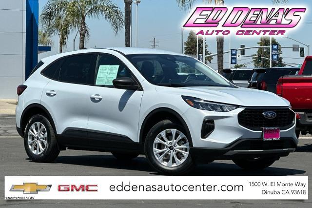 2025 Ford Escape Vehicle Photo in DINUBA, CA 93618-9116
