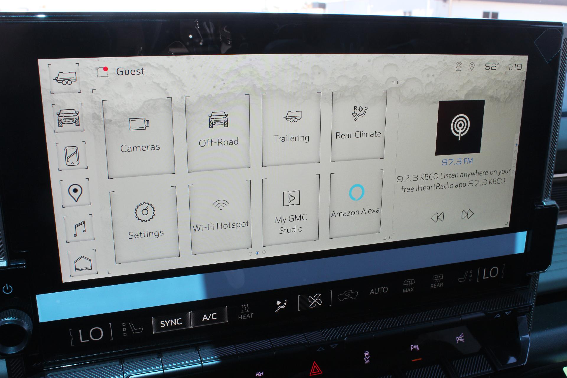 2024 GMC HUMMER EV SUV Vehicle Photo in AURORA, CO 80012-4011