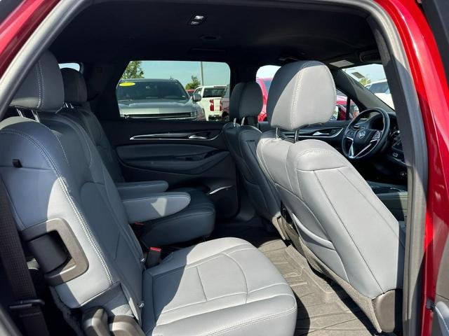 2022 Buick Enclave Vehicle Photo in COLUMBIA, MO 65203-3903