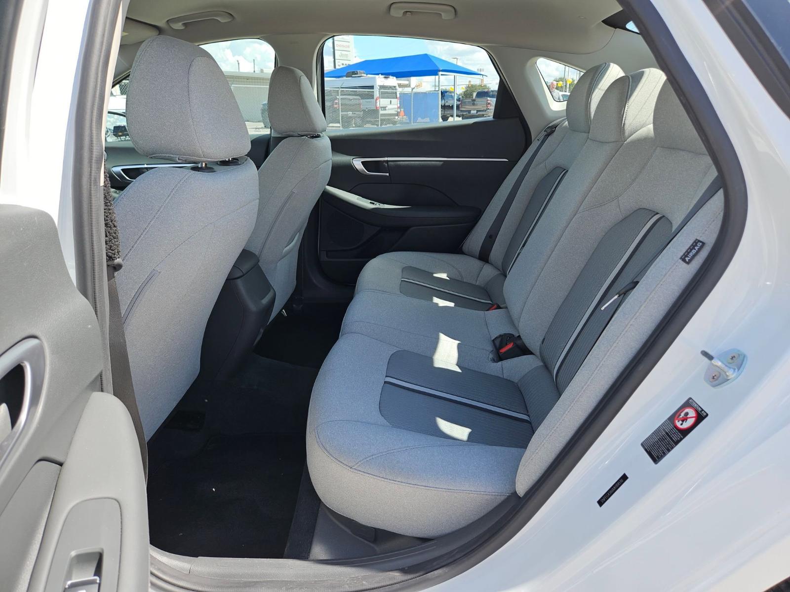 2021 Hyundai SONATA Vehicle Photo in Seguin, TX 78155