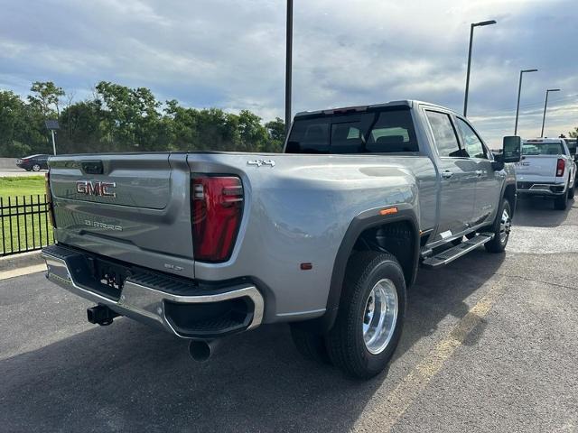 2025 GMC Sierra 3500 HD Vehicle Photo in COLUMBIA, MO 65203-3903