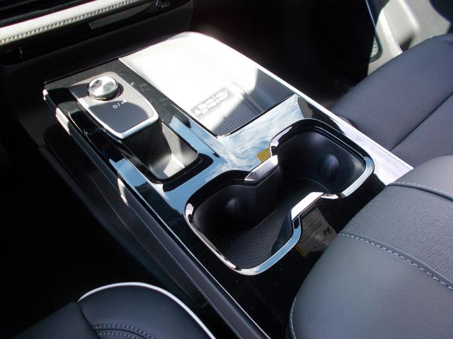 2026 Buick Enclave Vehicle Photo in LOWELL, MA 01852-4336