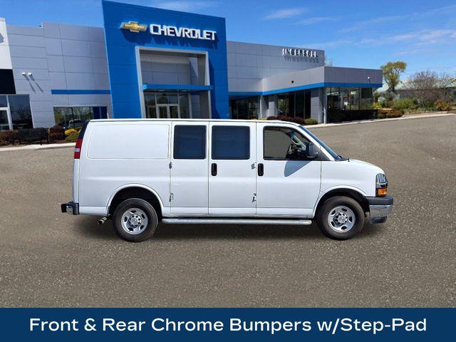 2023 Chevrolet Express Cargo 2500 Vehicle Photo in DANBURY, CT 06810-5034