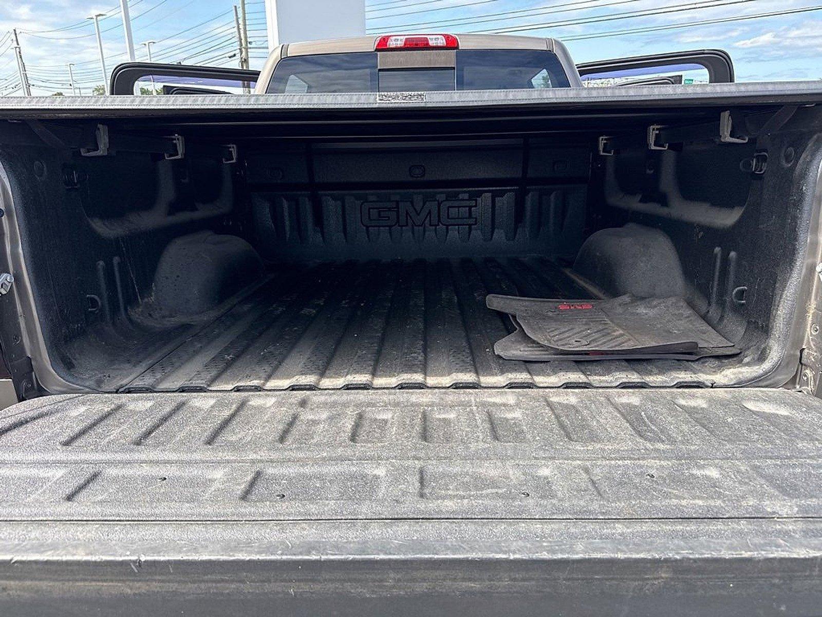 2015 GMC Sierra 1500 Vehicle Photo in Harrisburg, PA 17111