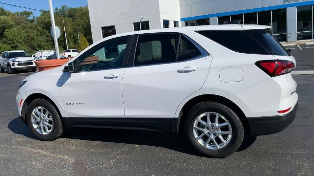 2022 Chevrolet Equinox Vehicle Photo in MOON TOWNSHIP, PA 15108-2571