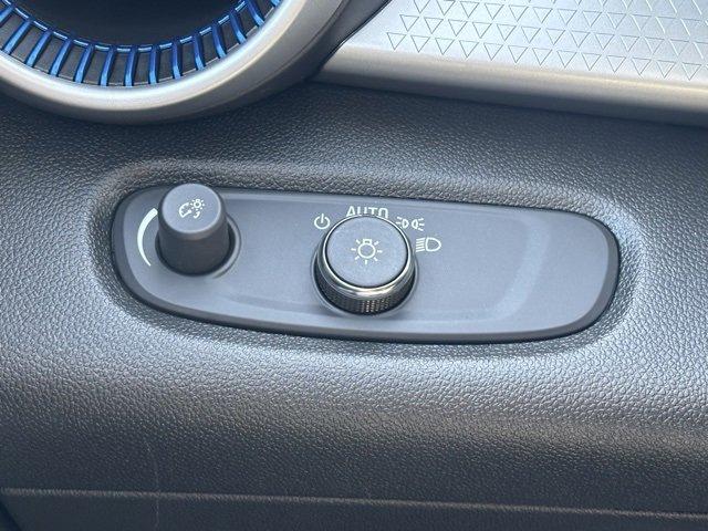 2024 Chevrolet Trax Vehicle Photo in ROCHESTER HILLS, MI 48307-2741