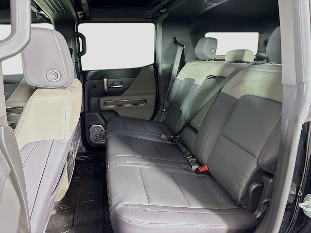 2025 GMC HUMMER EV SUV Vehicle Photo in PUYALLUP, WA 98371-4149