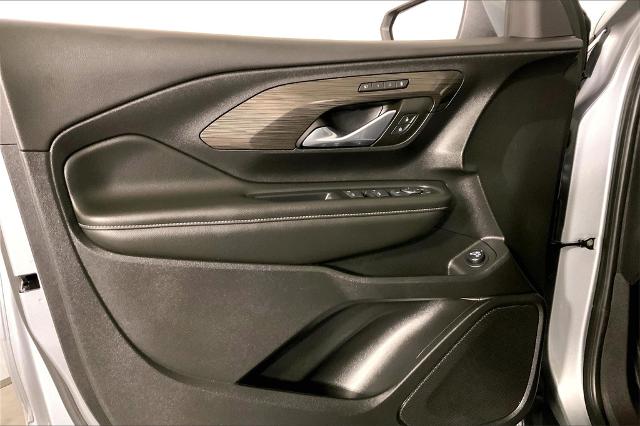 2024 GMC Terrain Vehicle Photo in Lees Summit, MO 64086