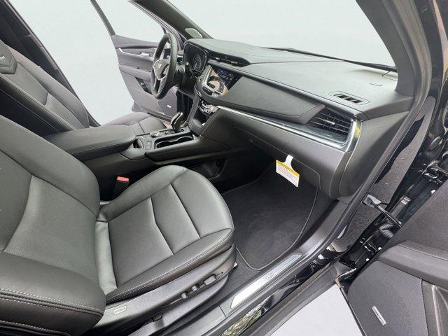 2025 Cadillac XT5 Vehicle Photo in LEOMINSTER, MA 01453-2952