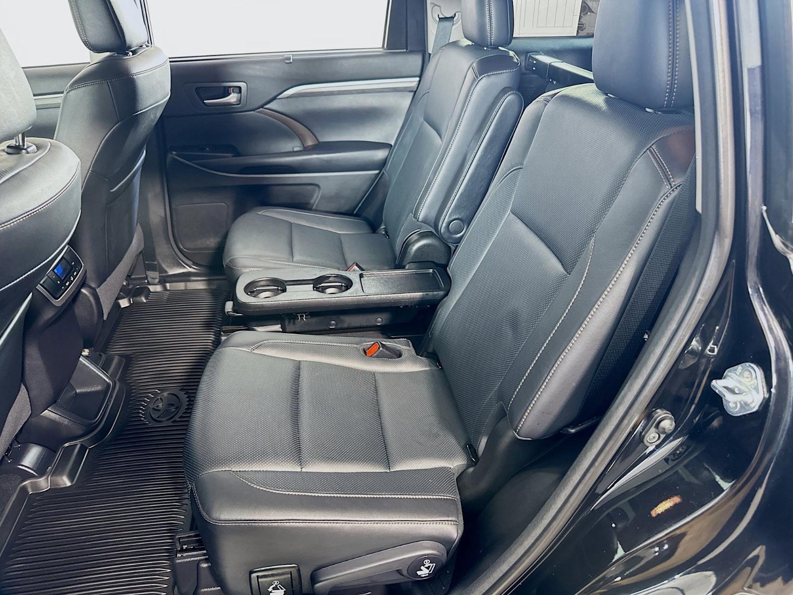 2018 Toyota Highlander Vehicle Photo in Langhorne, PA 19047