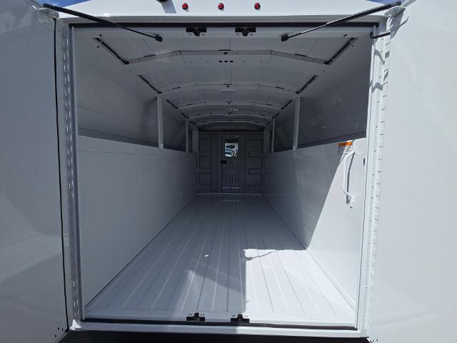 2025 Chevrolet Express Commercial Cutaway Vehicle Photo in INDEPENDENCE, MO 64055-1314