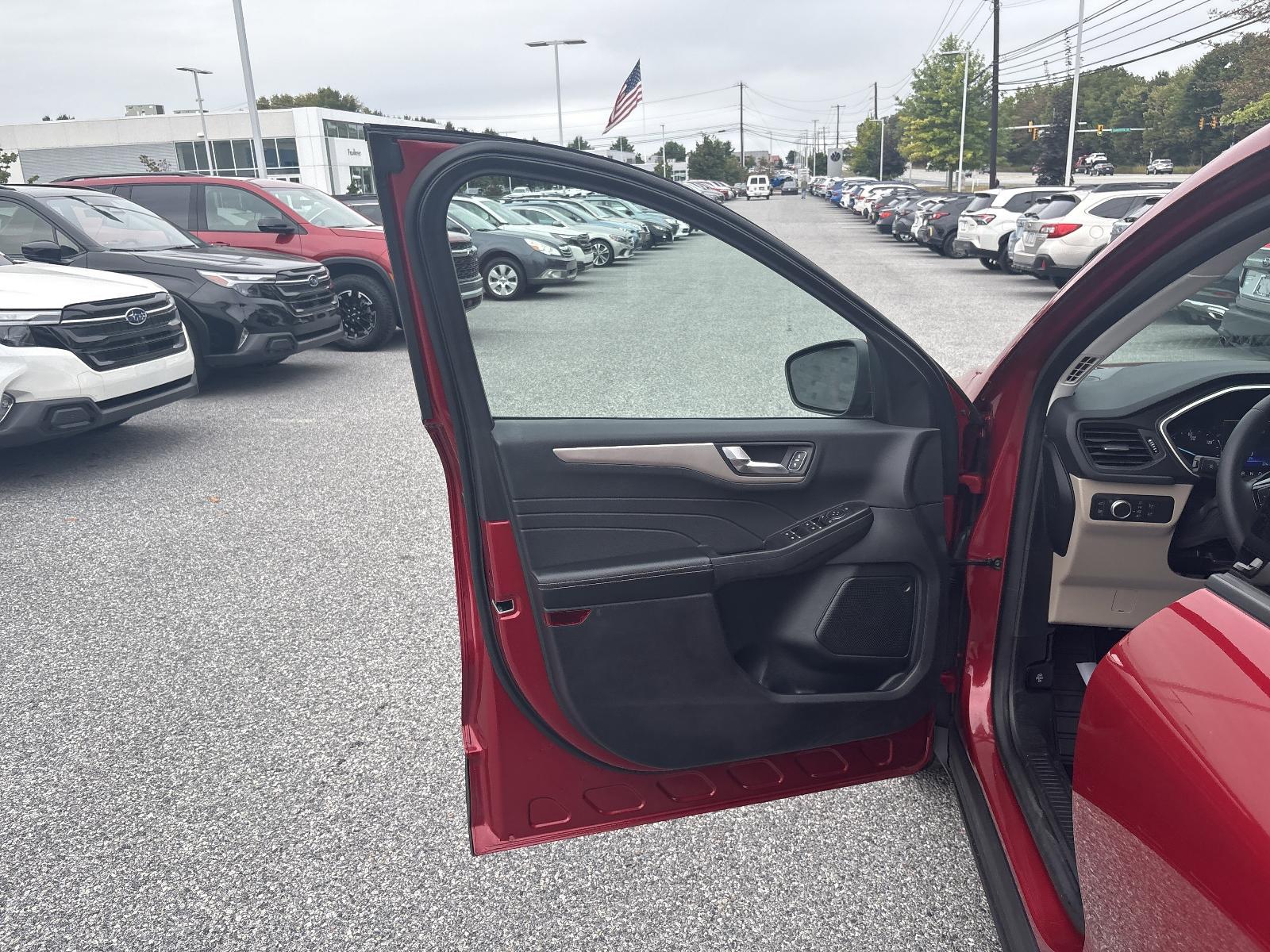 2021 Ford Escape Vehicle Photo in Mechanicsburg, PA 17050
