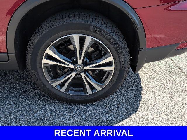 2020 Nissan Rogue Vehicle Photo in Merrillville, IN 46410