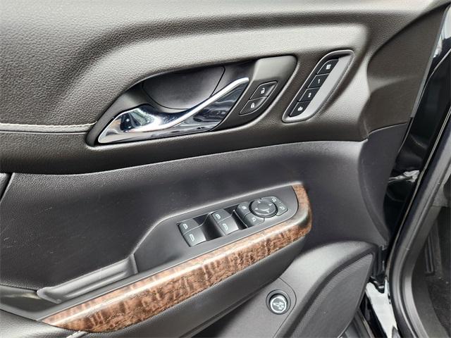 2023 GMC Acadia Vehicle Photo in AURORA, CO 80012-4011