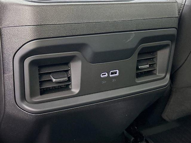 2025 Chevrolet Silverado 1500 Vehicle Photo in PUYALLUP, WA 98371-4149
