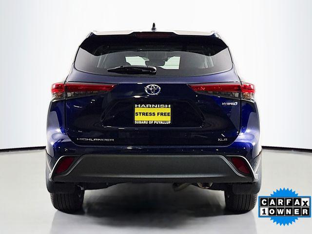 2021 Toyota Highlander Vehicle Photo in Puyallup, WA 98371