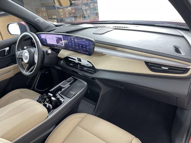 2025 Buick Enclave Vehicle Photo in GILBERT, AZ 85297-0402