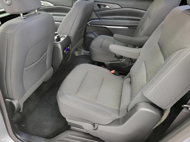 2025 Chevrolet Traverse Vehicle Photo in MANITOWOC, WI 54220-5838