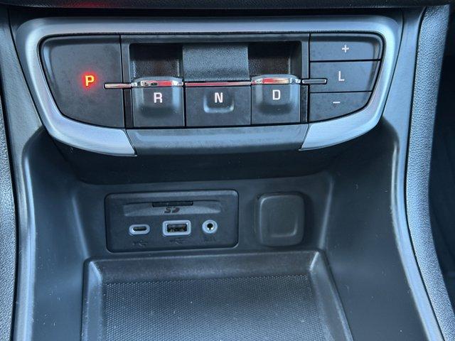 2024 GMC Terrain Vehicle Photo in LEOMINSTER, MA 01453-2952