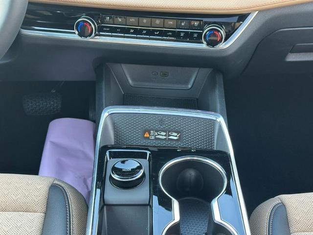 2026 Chevrolet Equinox Vehicle Photo in COLUMBIA, MO 65203-3903