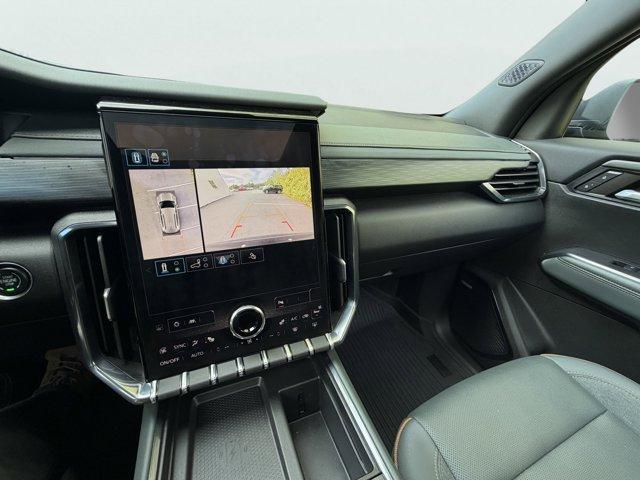 2024 GMC Acadia Vehicle Photo in LEOMINSTER, MA 01453-2952