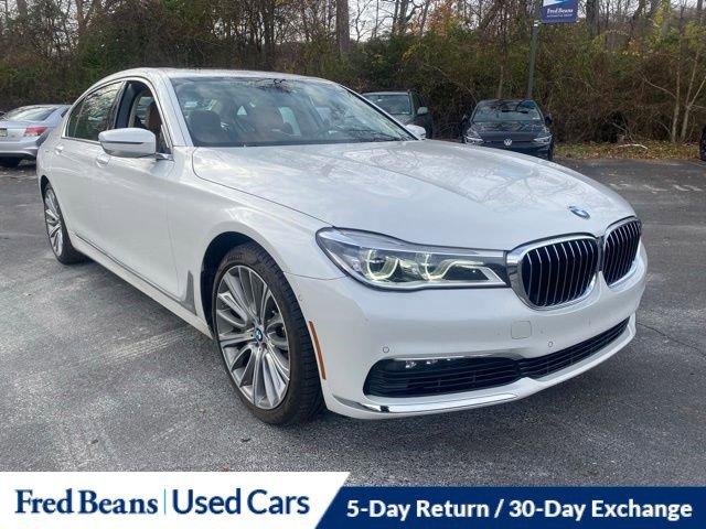 2016 BMW 750i xDrive Vehicle Photo in Doylsetown, PA 18901