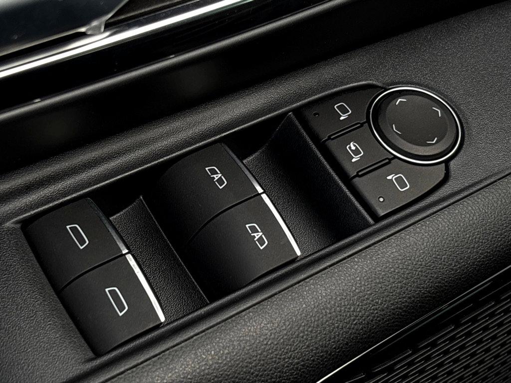 2024 Chevrolet Silverado EV Vehicle Photo in POOLER, GA 31322-3252