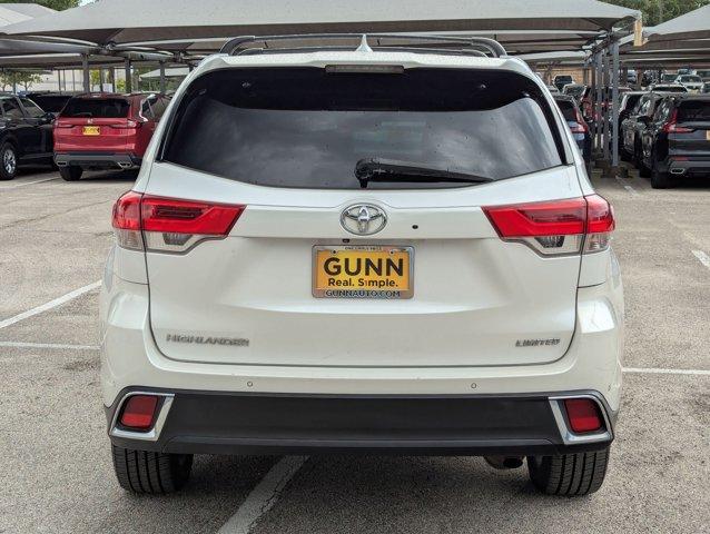 2017 Toyota Highlander Vehicle Photo in San Antonio, TX 78230