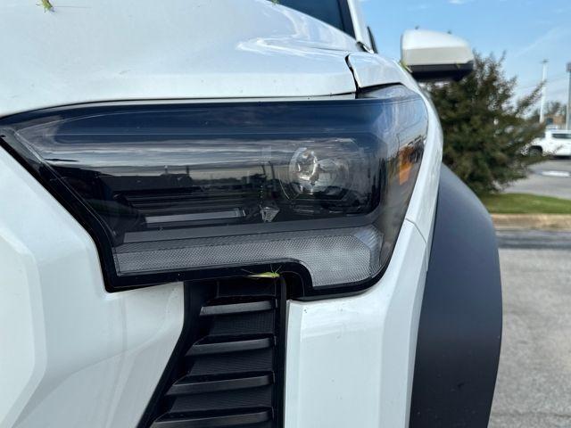 2025 Toyota Tacoma 4WD Vehicle Photo in Jonesboro, AR 72404