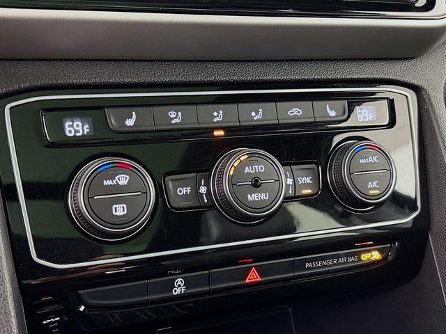 2023 Volkswagen Atlas Cross Sport Vehicle Photo in Puyallup, WA 98371